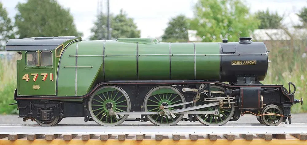 3 1/2 inch gauge LNER V2