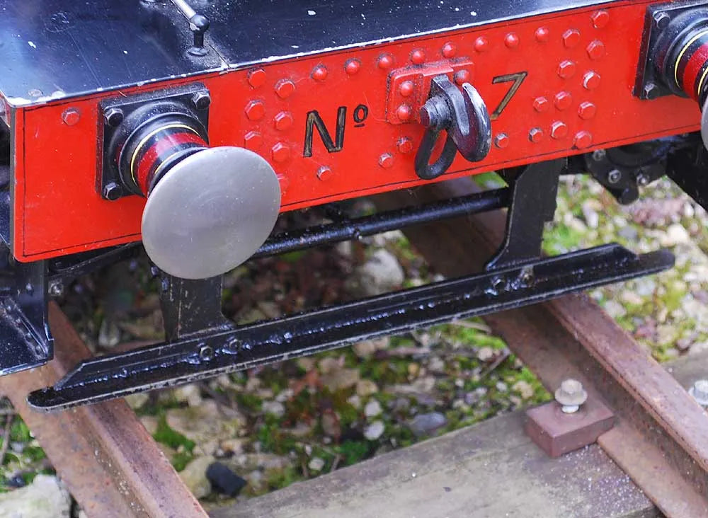 7 1/4 inch gauge "Bridget" with driving truck