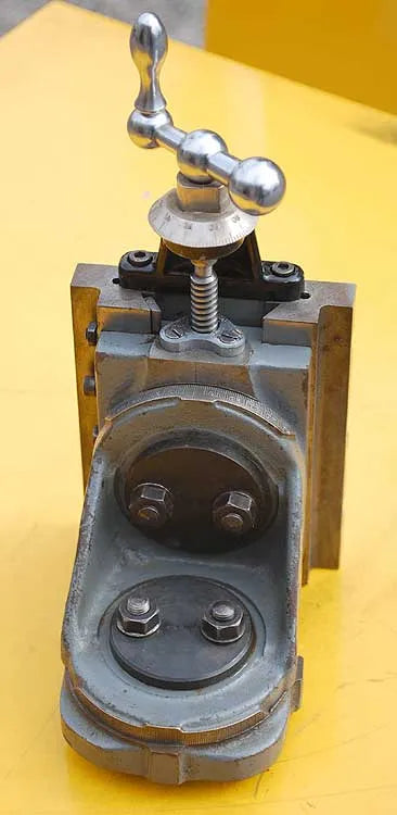 Myford swivelling vertical slide