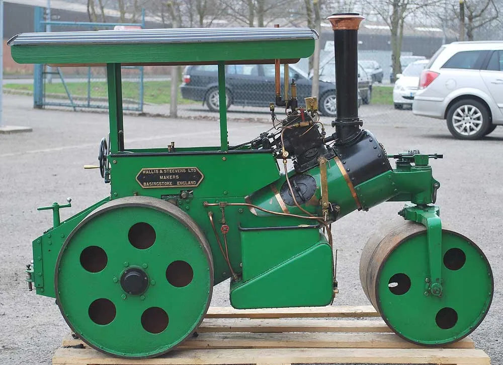 4 1/2 inch scale "Simplicity" roller