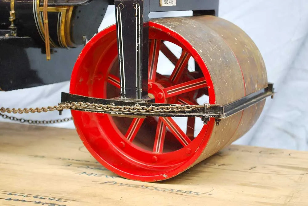 2 inch scale Aveling & Porter steam roller