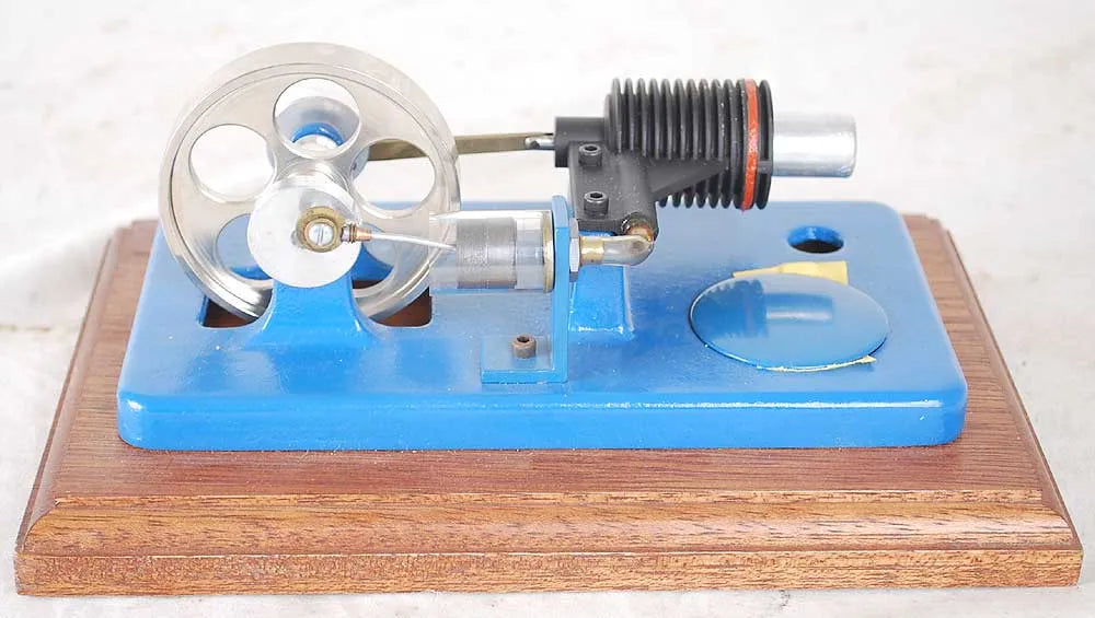 "Glassworks" hot air engine, glass cylinder, missing displacer