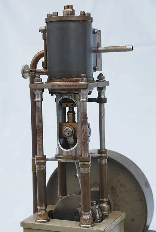 Vertical scratch-built Greenly-type engine