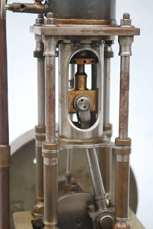 Vertical scratch-built Greenly-type engine