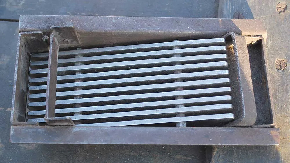 Dismantled 5 inch gauge 0-4-4T "Silver Belle"
