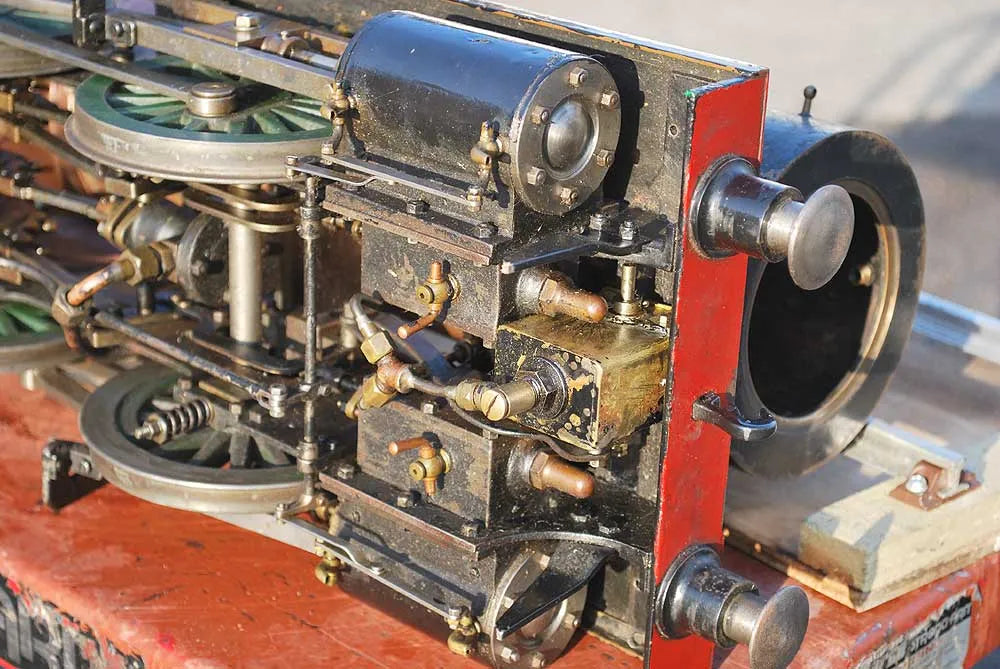 Dismantled 5 inch gauge 0-4-4T "Silver Belle"
