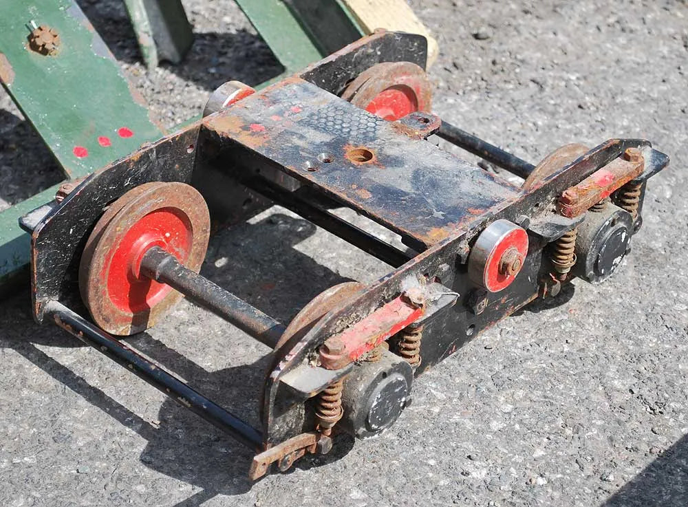 5 inch gauge raised level bogie passenger trolley