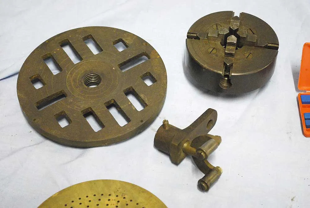 Small lathe with dividing plate, chucks etc