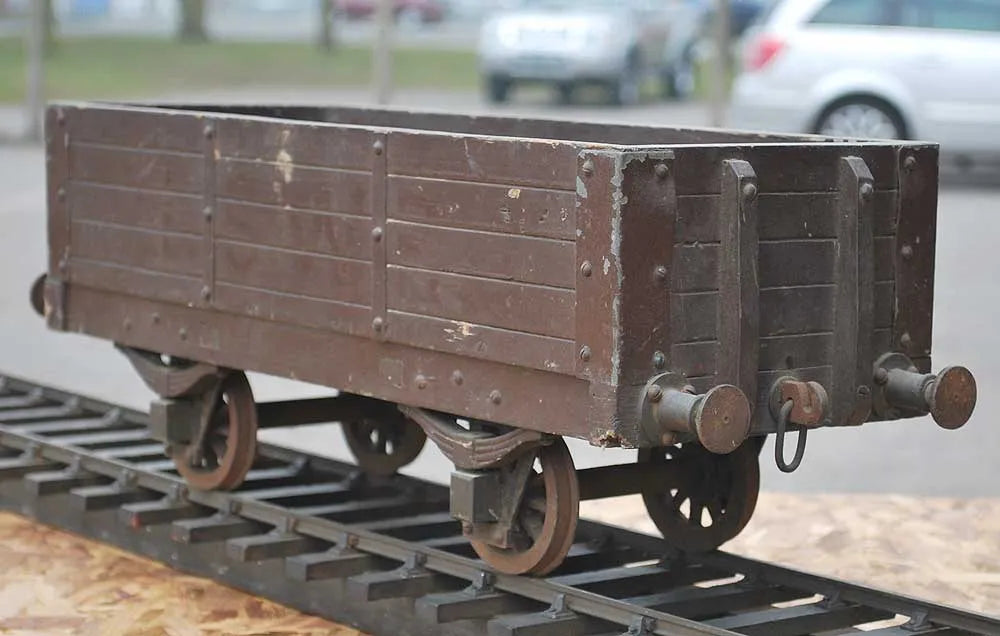 4 inch gauge 4-4-0