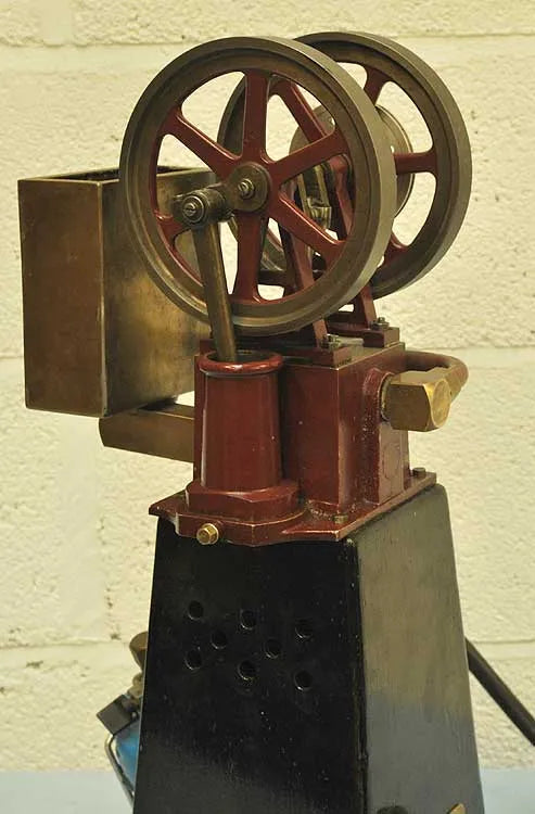 Westbury Heinrici hot air engine