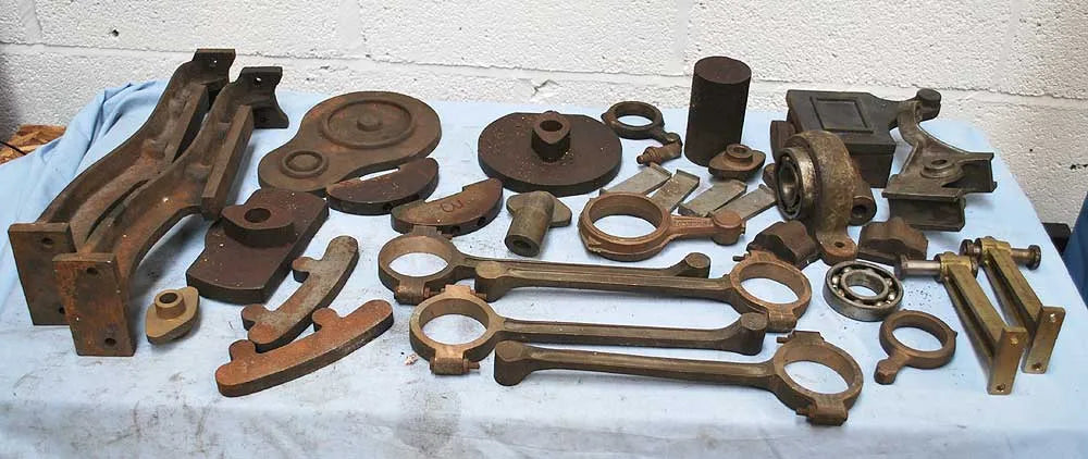 Set Guy compound launch castings