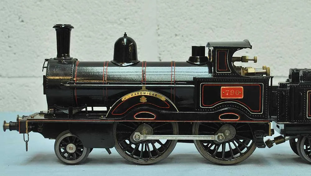 O-gauge LNWR Precedent