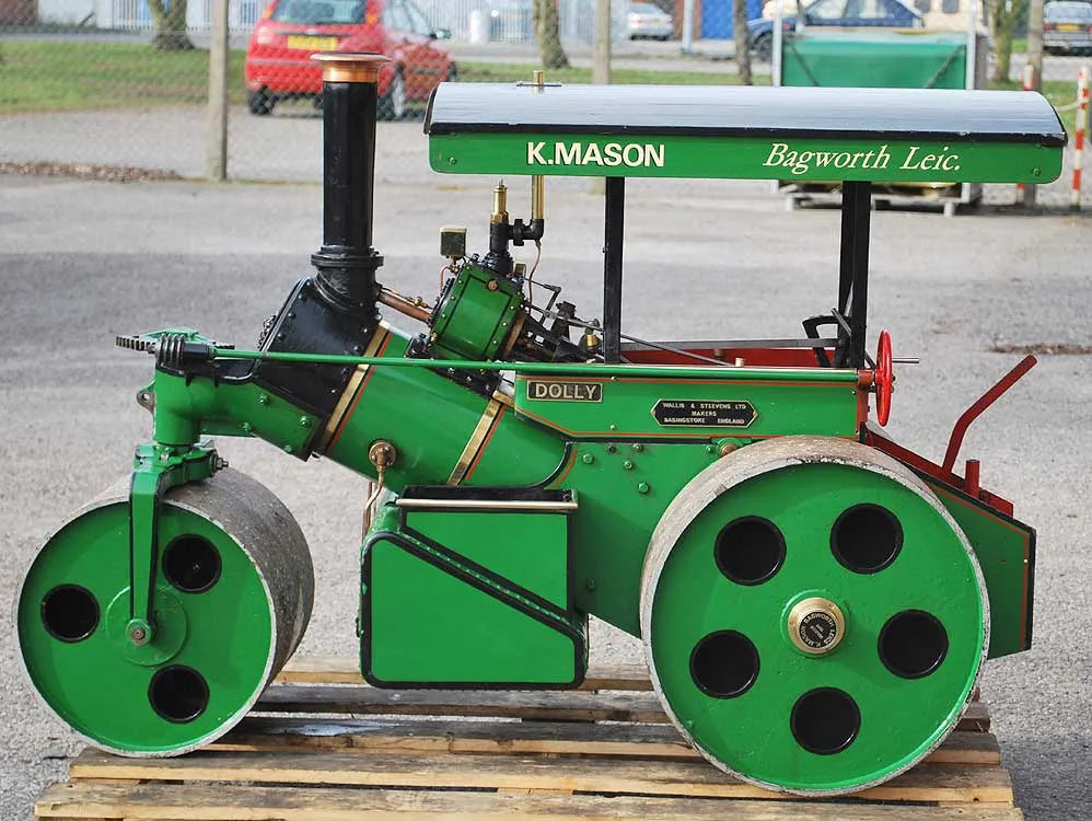 4 1/2 inch scale Wallis "Simplicity" roller