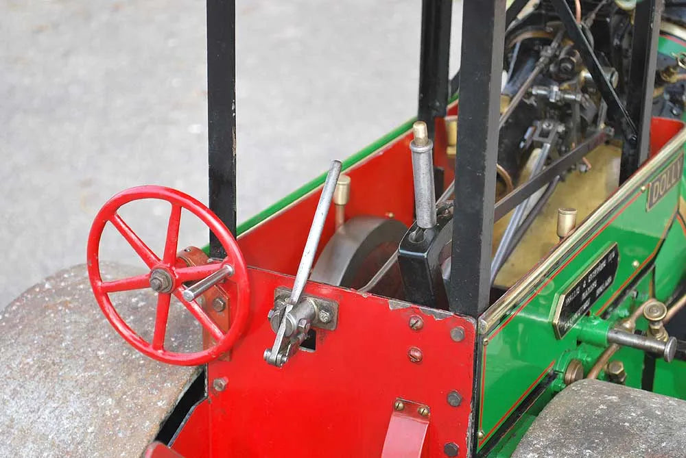 4 1/2 inch scale Wallis "Simplicity" roller