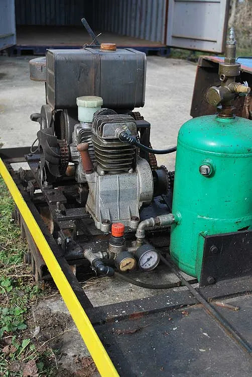 10 1/4 inch gauge petrol-hydraulic
