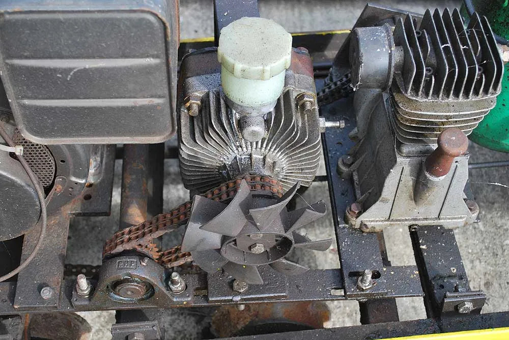 10 1/4 inch gauge petrol-hydraulic