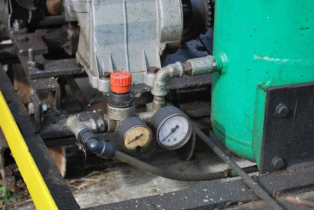 10 1/4 inch gauge petrol-hydraulic
