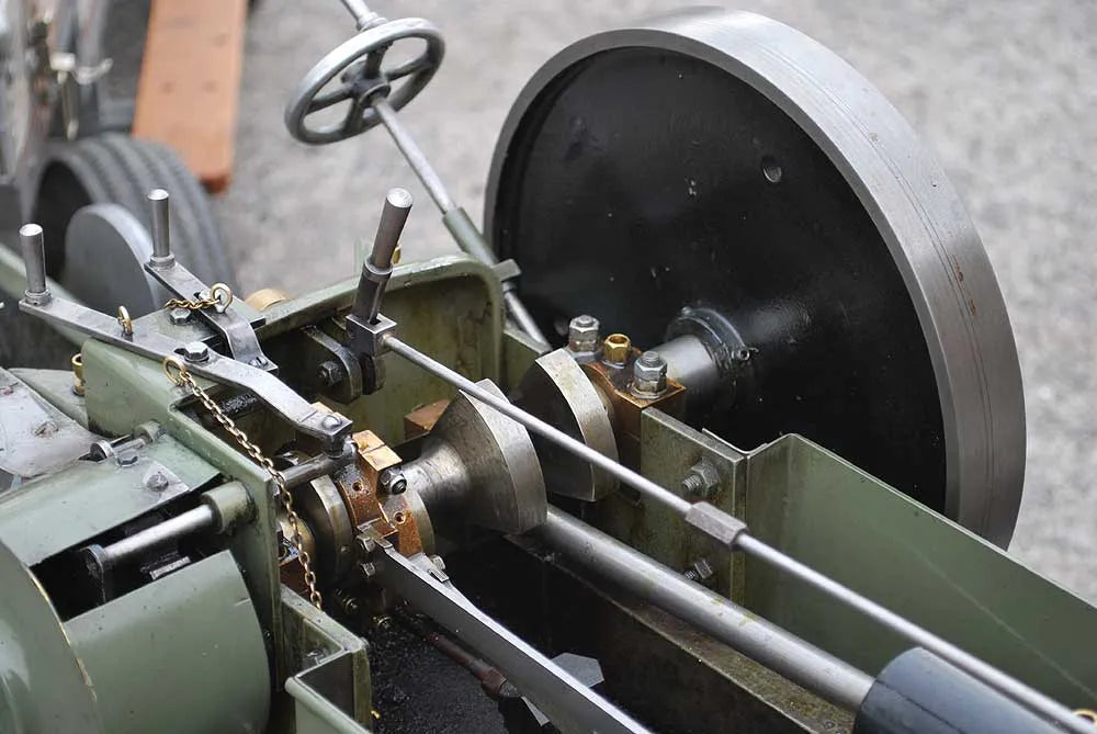 Maxitrak Aveling traction engine
