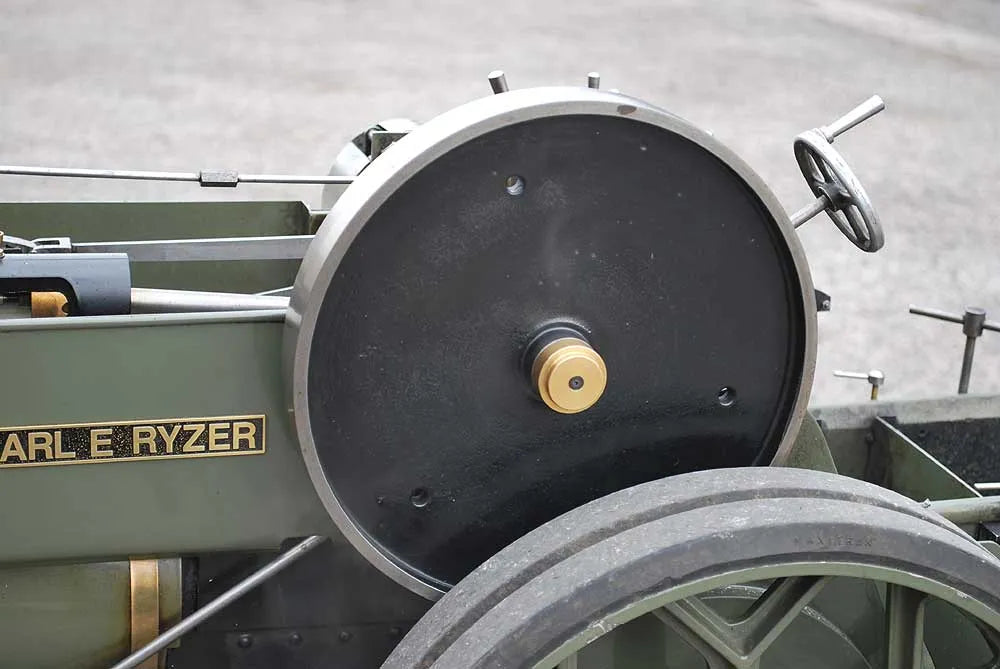Maxitrak Aveling traction engine