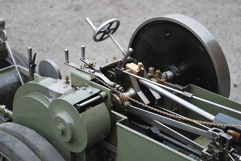 Maxitrak Aveling traction engine