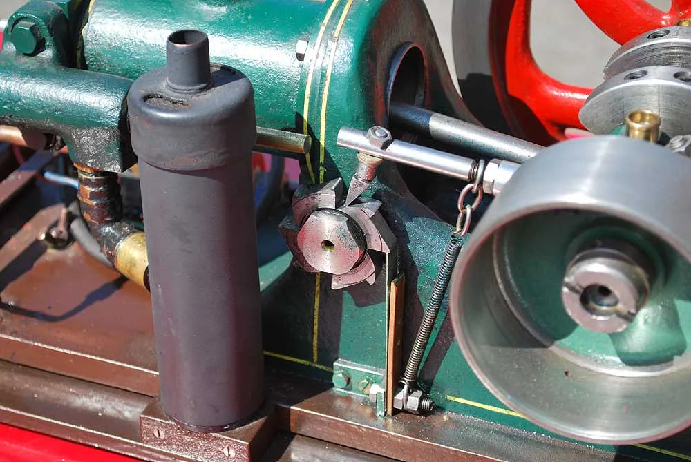 Sphinx star wheel engine