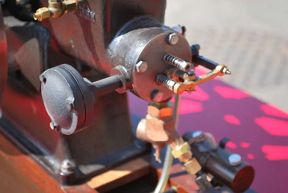 Red Wing hit & miss engine