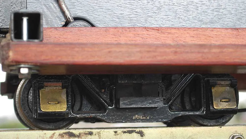 5 inch gauge ground level driving truck