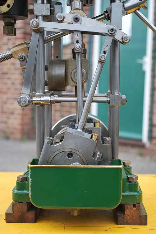 Greenly vertical engine with reversing gear