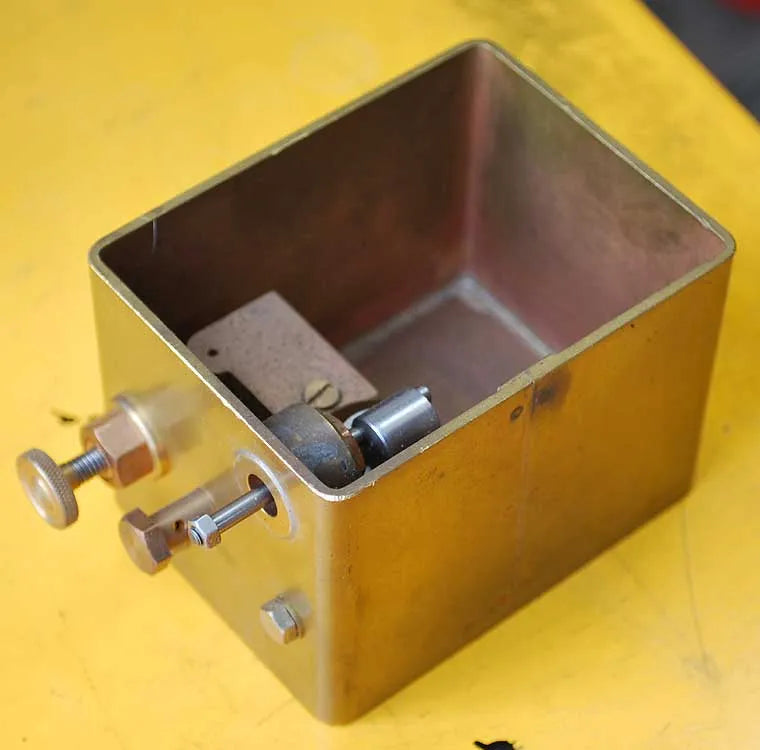 Greenly vertical engine with reversing gear