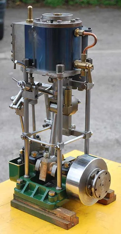 Greenly vertical engine with reversing gear