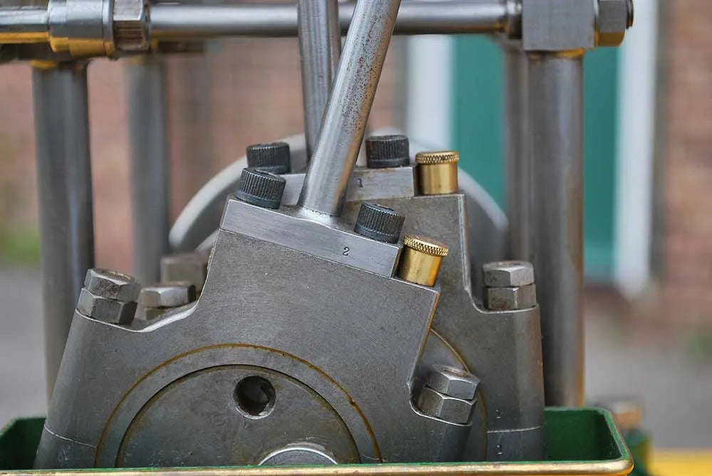 Greenly vertical engine with reversing gear