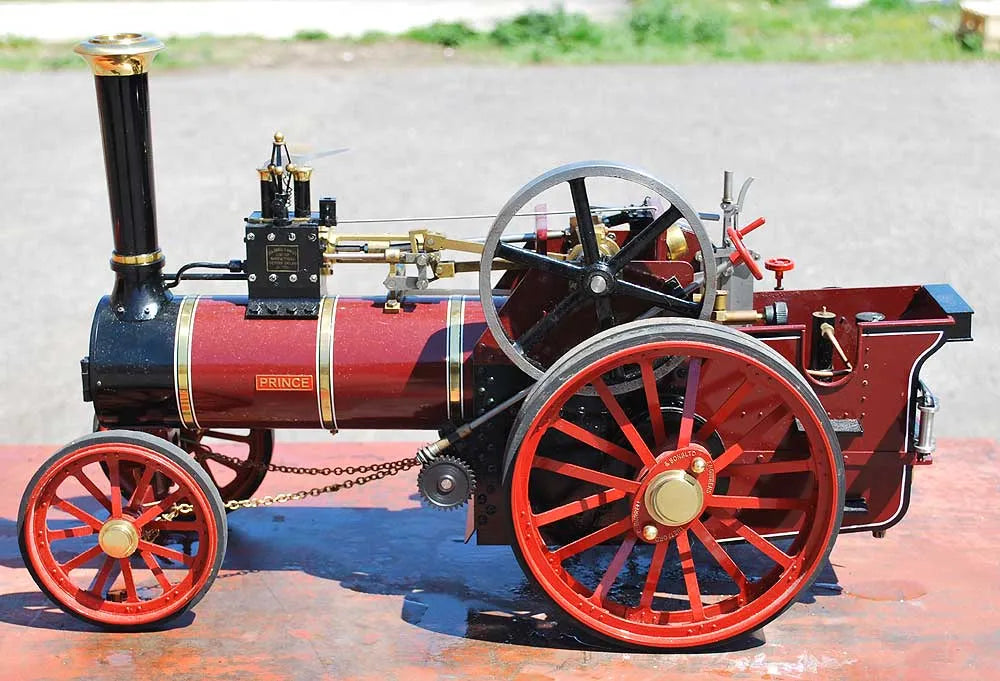 Maxitrak Burrell traction engine