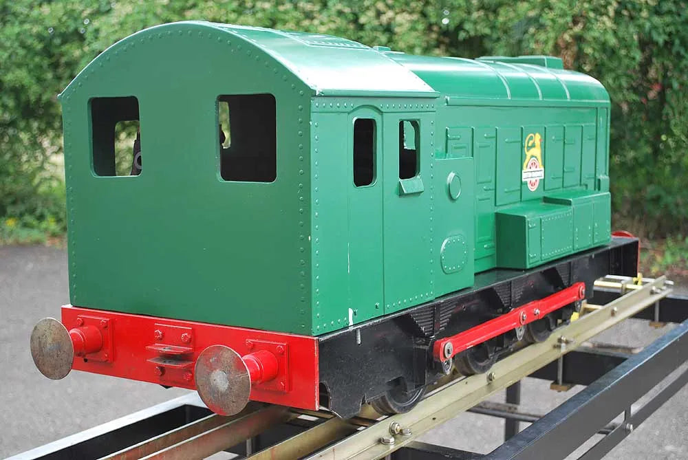 7 1/4 inch gauge battery-electric Class 08 shunter