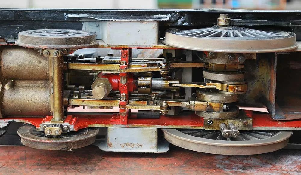 3 1/2 inch gauge Precedent chassis, tender, boiler cladding