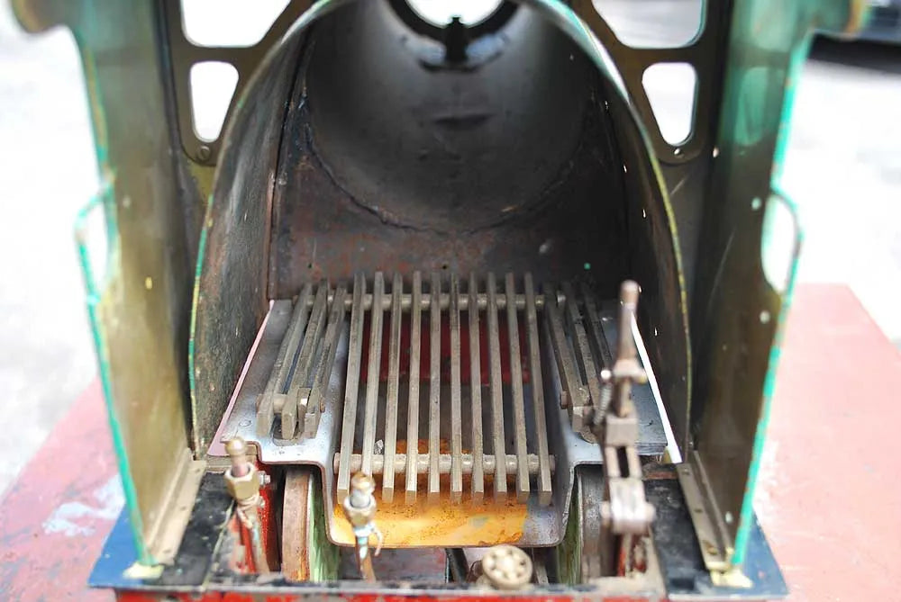3 1/2 inch gauge "Maisie" with patent boiler