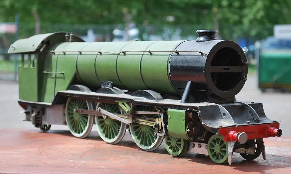 2 1/2 inch gauge Pacific for restoration