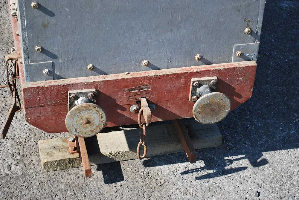 10 1/4 inch gauge wagon