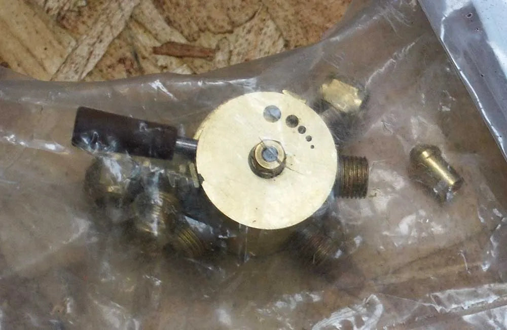 7 1/4 inch gauge part-built GWR 15xx "Paddington"