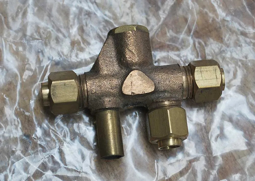 7 1/4 inch gauge part-built GWR 15xx "Paddington"