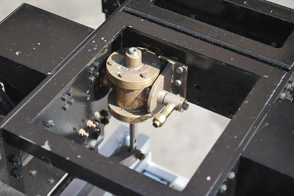 7 1/4 inch gauge part-built GWR 15xx "Paddington"