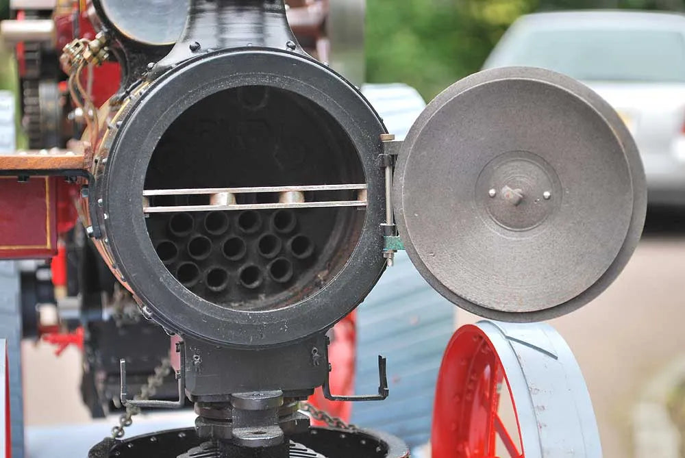1 1/2 inch scale Allchin traction engine
