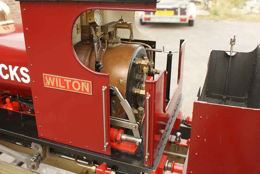 3 1/2 inch gauge Hunslet "Bristol Dock"