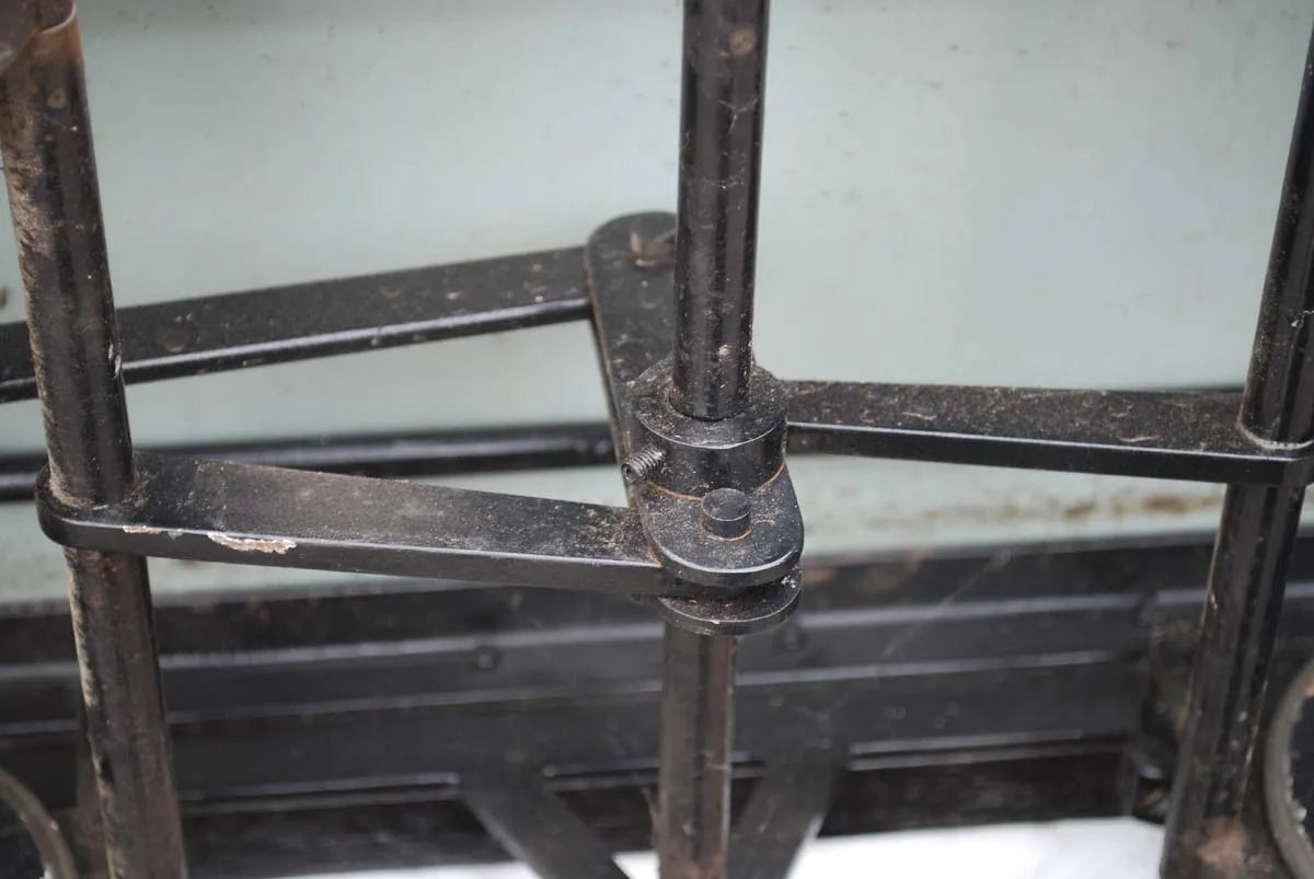 7 1/4 inch gauge five plank driving truck