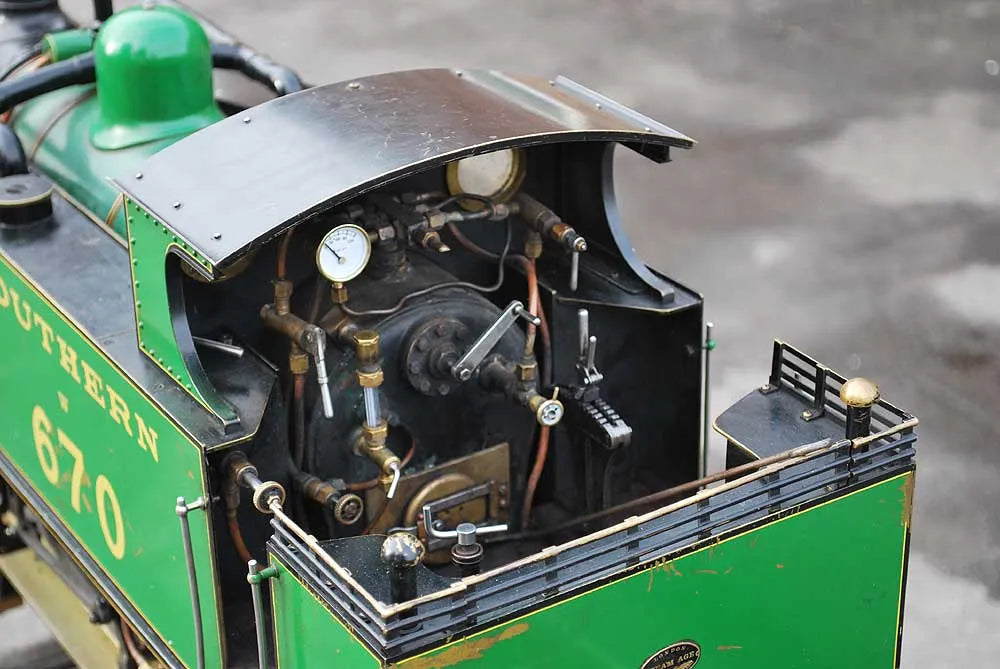5 inch gauge Southern 0-4-2 condensing tank