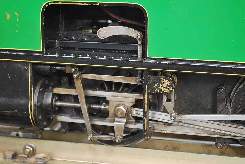 5 inch gauge Southern 0-4-2 condensing tank