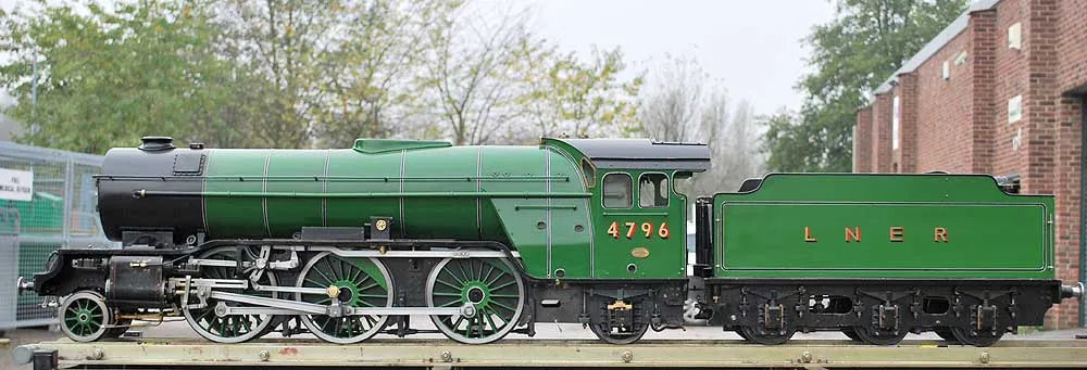 5 inch gauge LNER V2