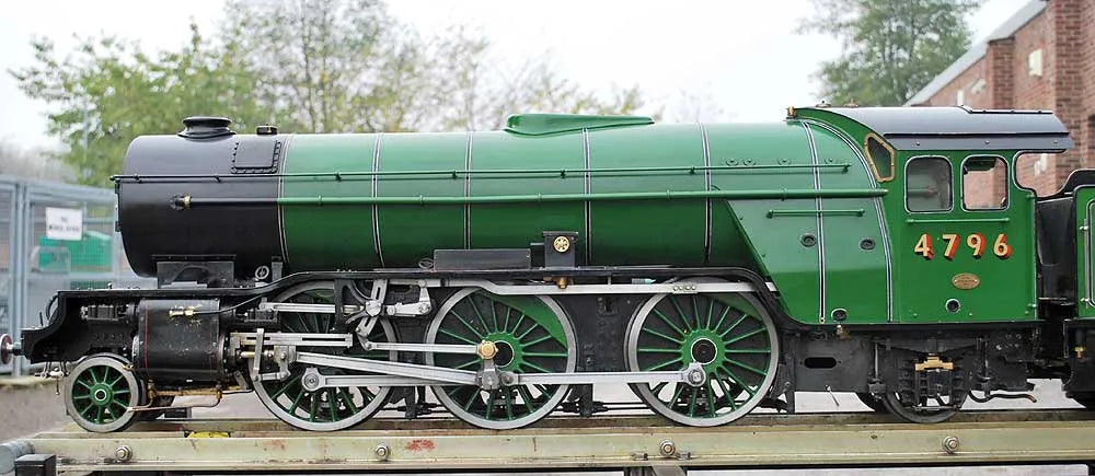 5 inch gauge LNER V2