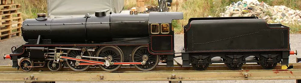 3 1/2 inch gauge Black 5