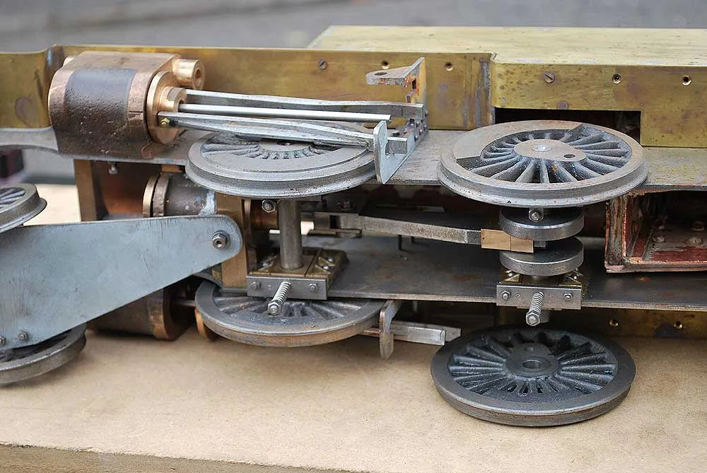 Part-built 2 1/2 inch gauge 3 cylinder LMS tank