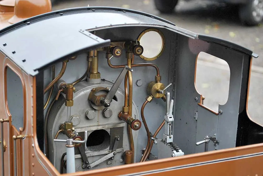 7 1/4 inch gauge "Holmside" with tender